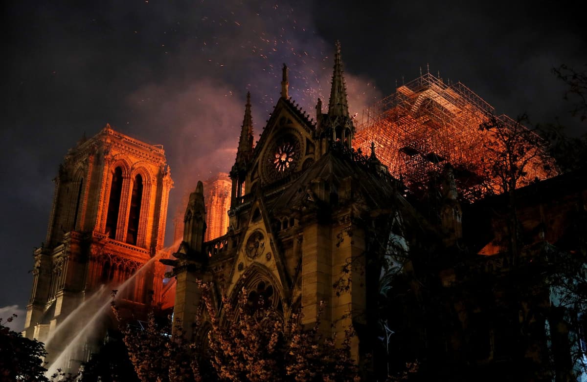 notre-dame-on-fire